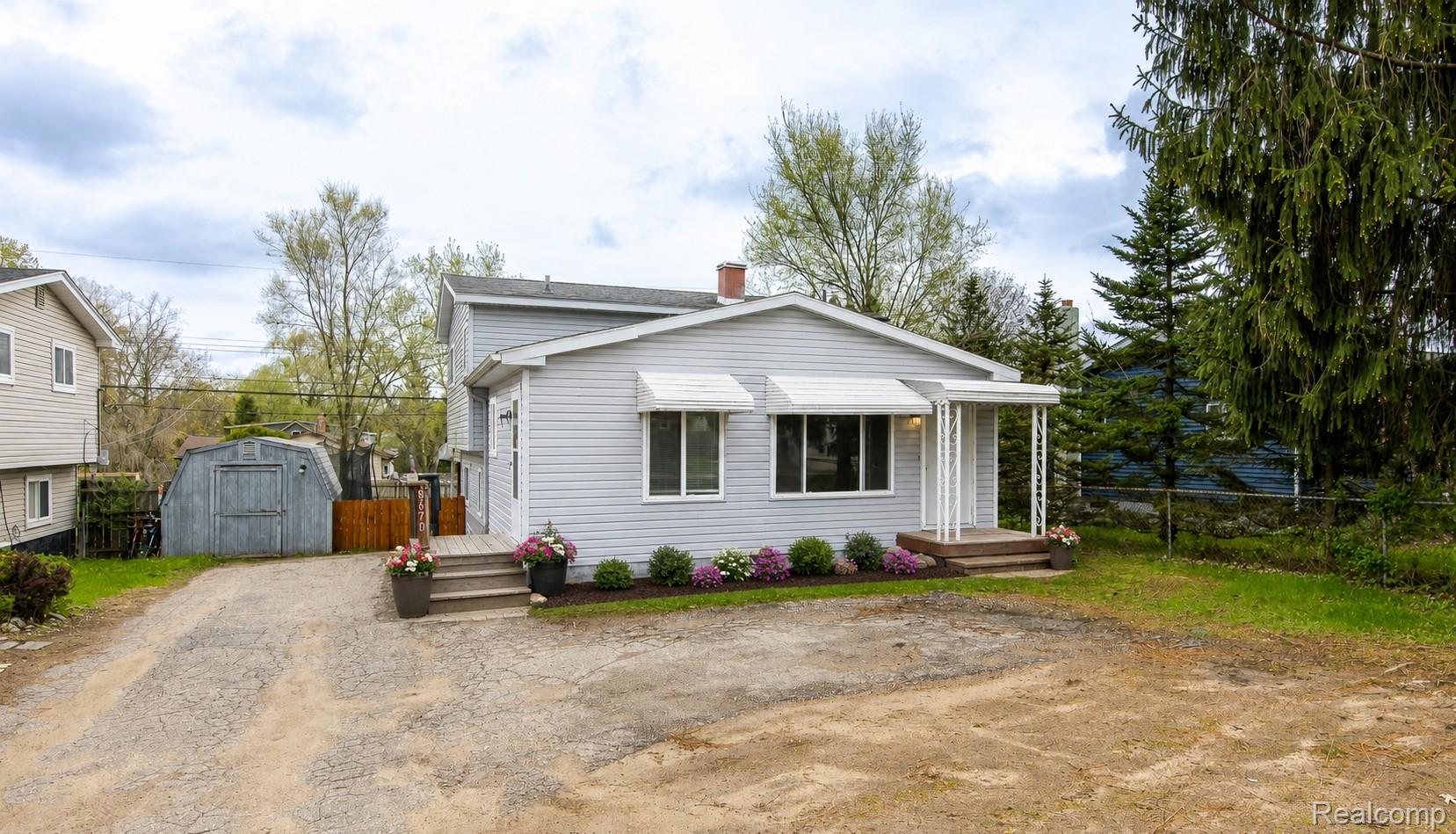 8670, Eston, Clarkston, Michigan, 48348