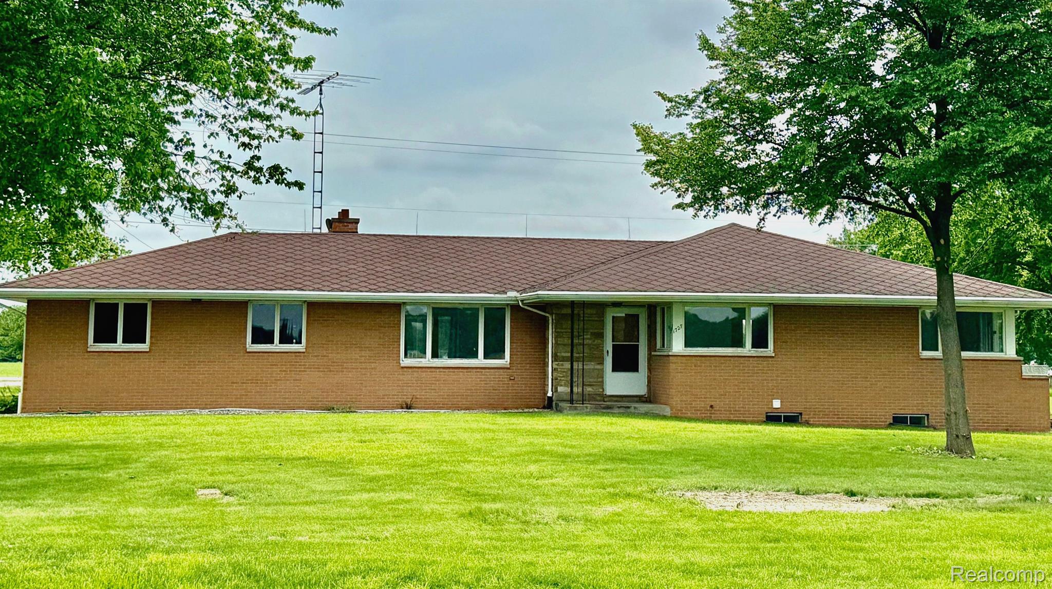 1727, NORVELL UNIT #1, Grass Lake, Michigan, 49240