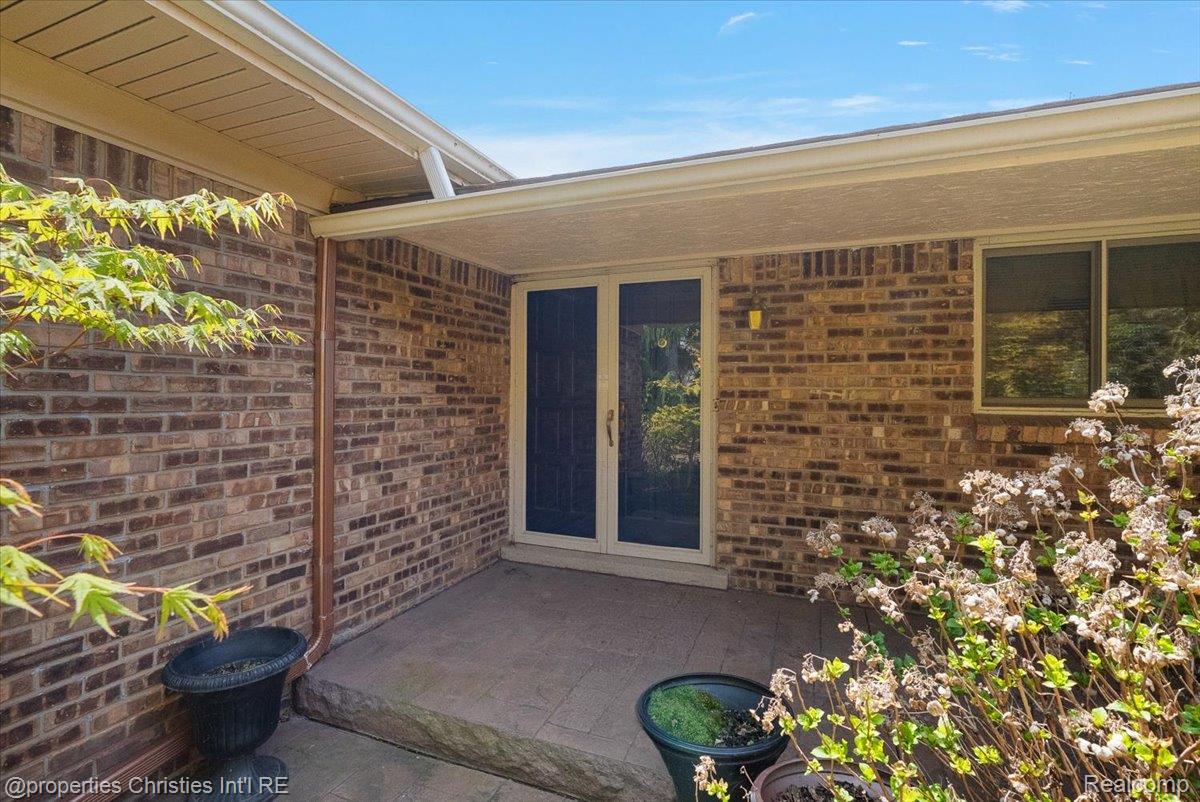 3120, Hartford Lane, Shelby Twp, Michigan, 48316