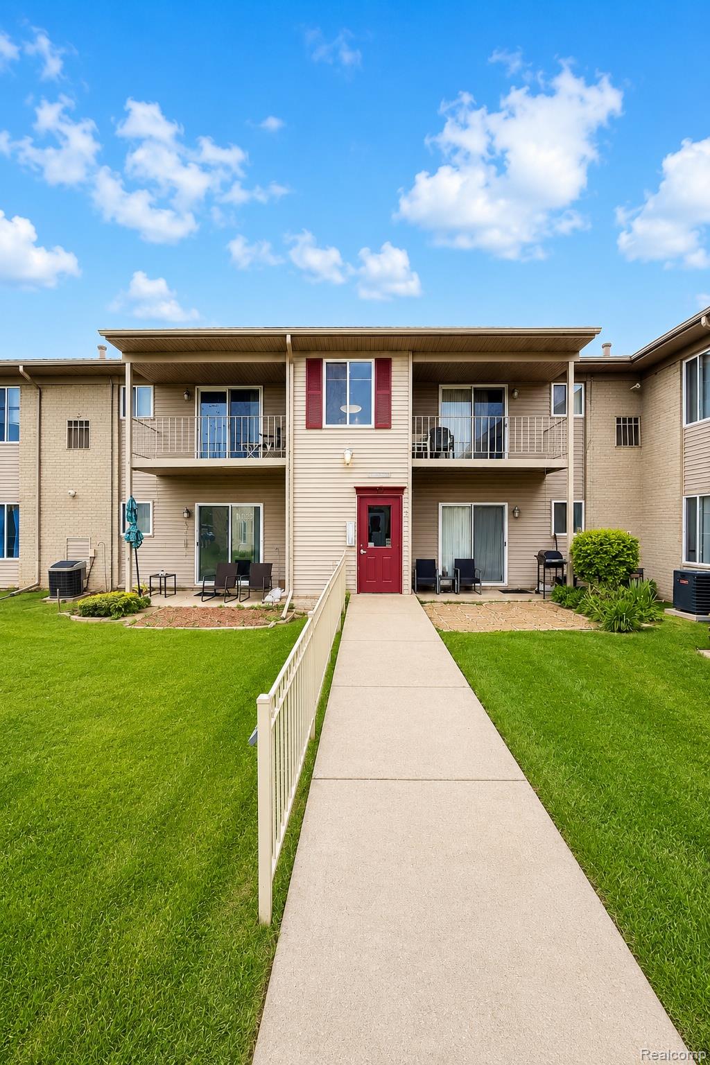 10077, Allen Pointe, Allen Park, Michigan, 48101