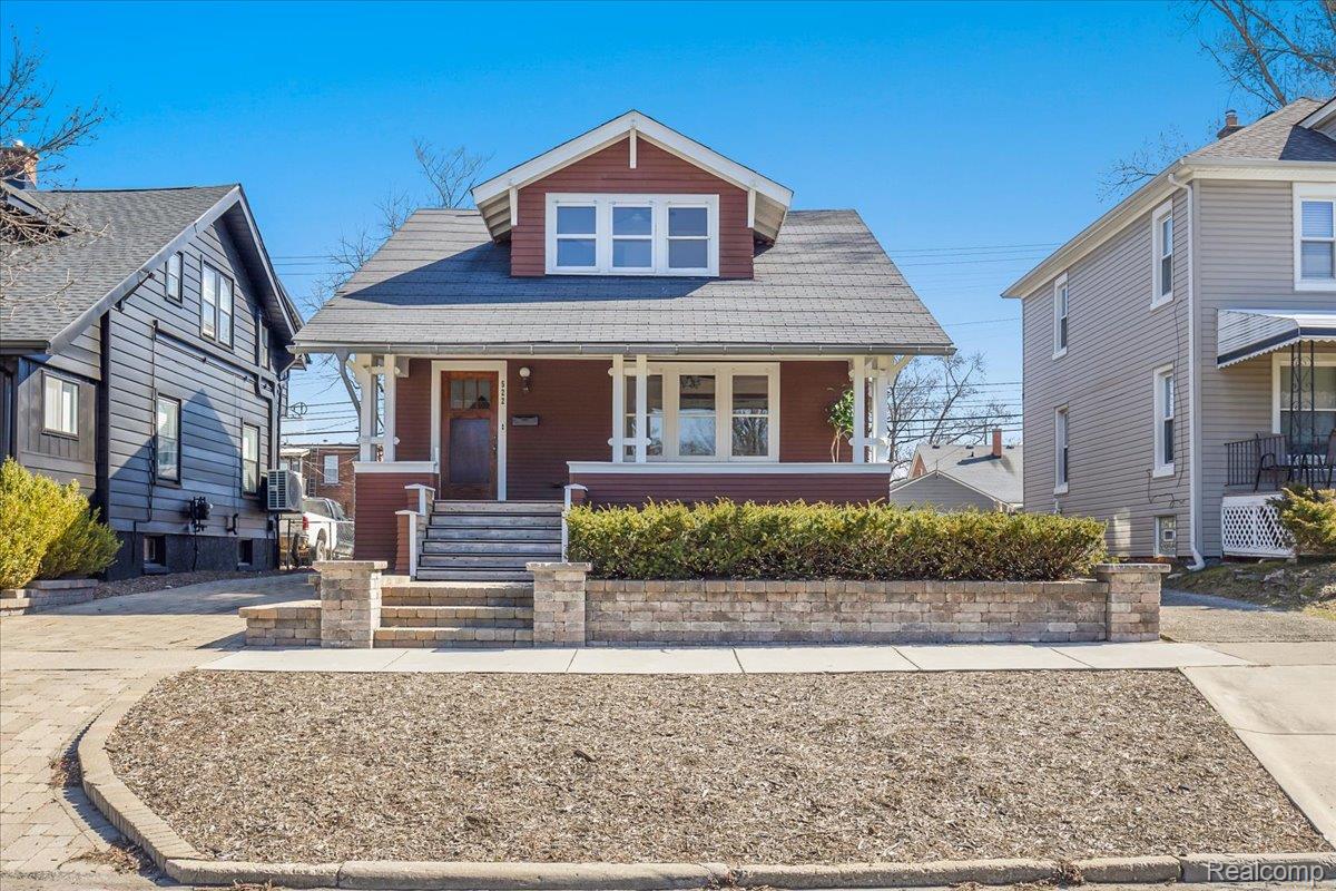 522, Washington, Royal Oak, Michigan, 48067