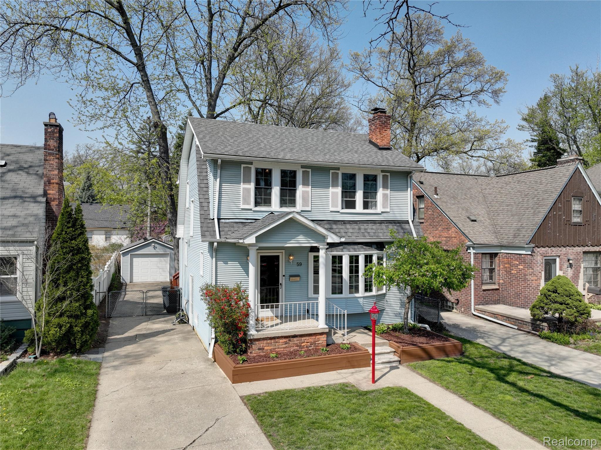 59, Wellesley, Pleasant Ridge, Michigan, 48069