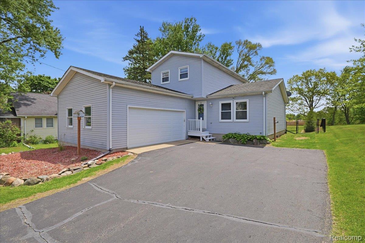 142, Mill, Ortonville, Michigan, 48462