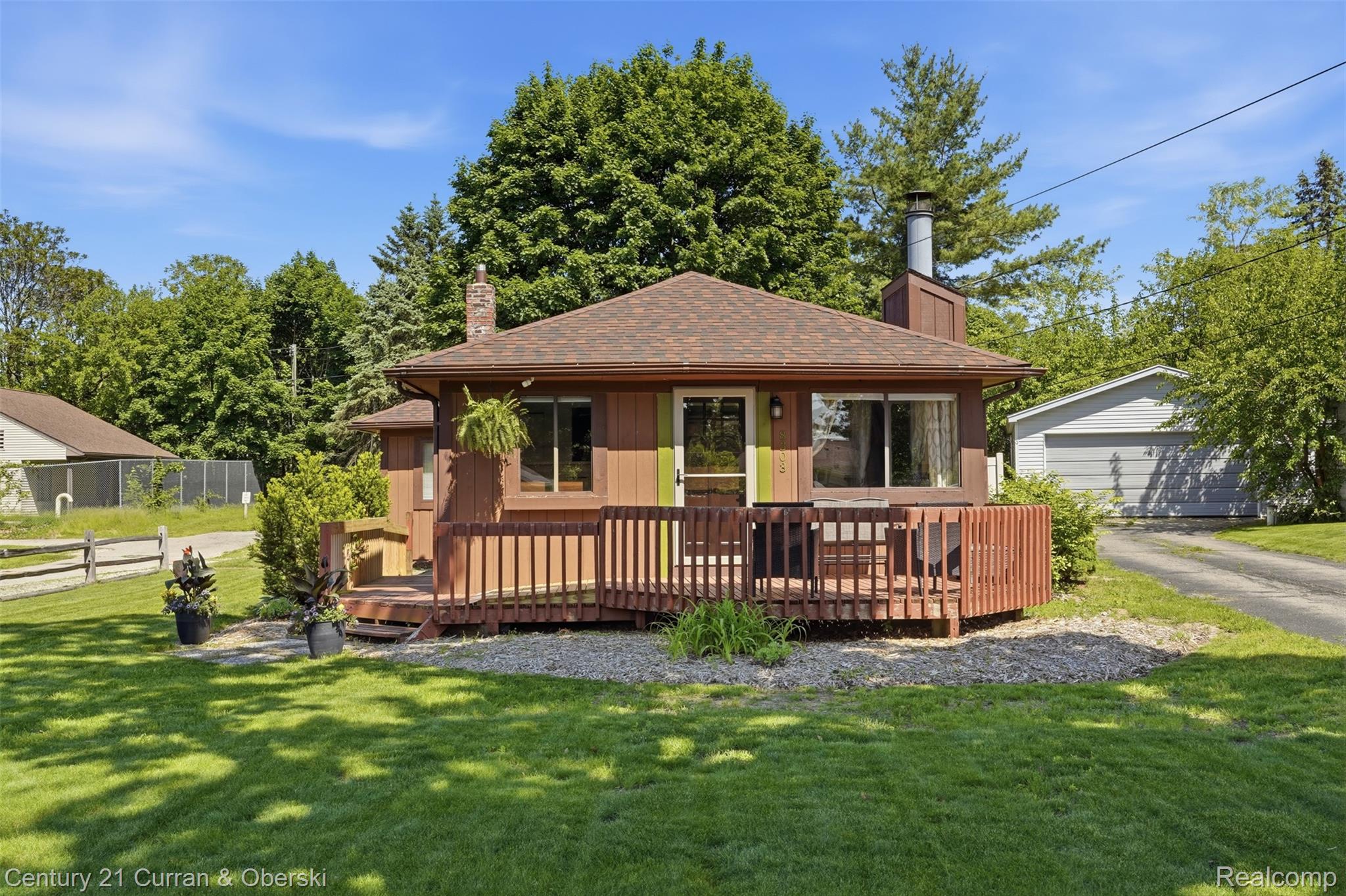 8303, Lagoon, Commerce Twp, Michigan, 48382