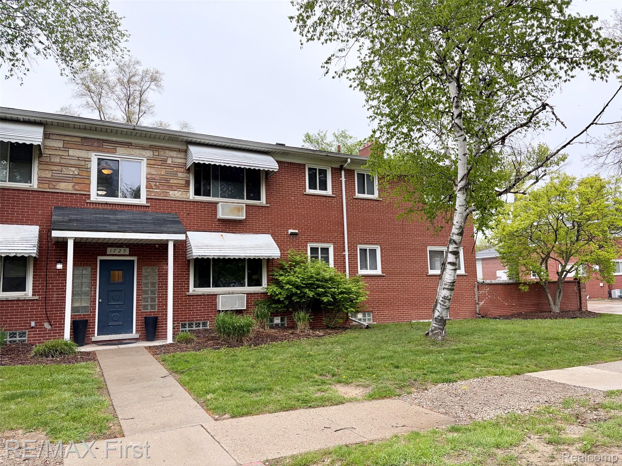 1725, Gardenia, Royal Oak, Michigan, 48067