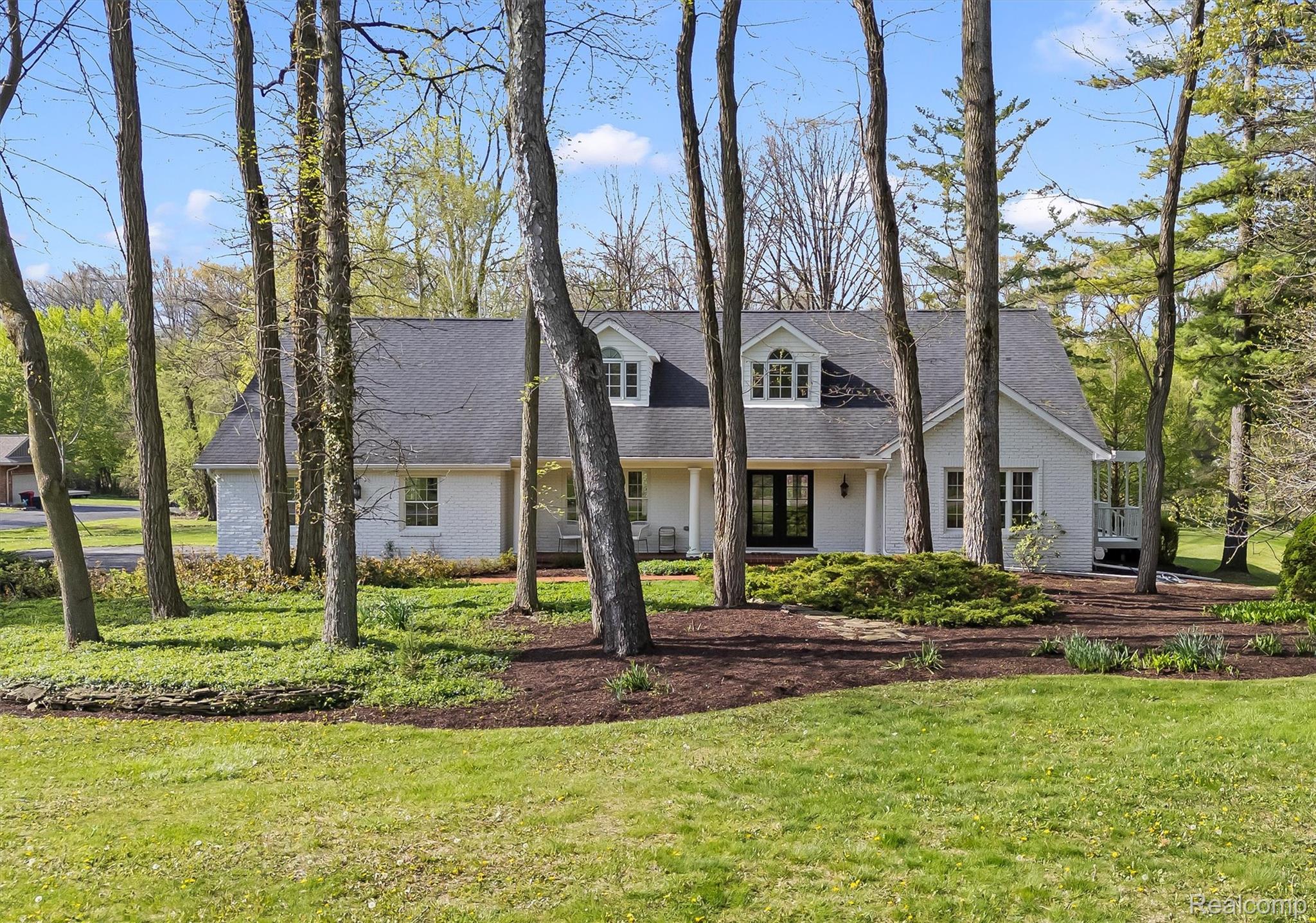 7035, Ten Hill, West Bloomfield, Michigan, 48322