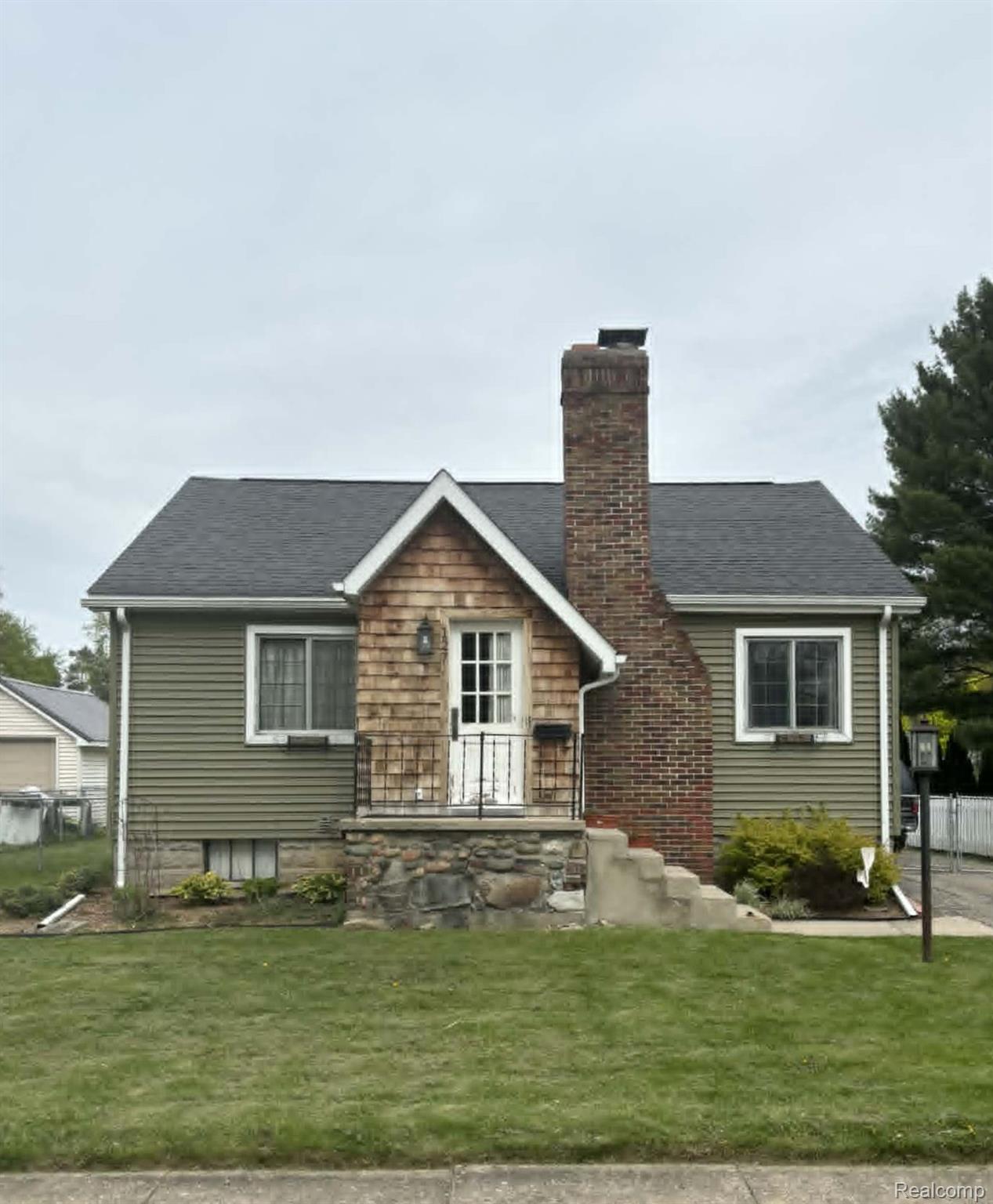 127, Sheldon, Clio, Michigan, 48420