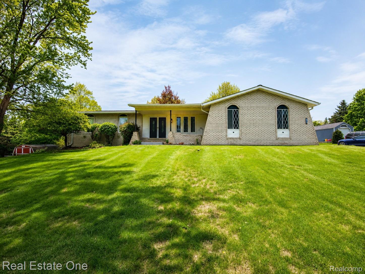2553, Bullard, Hartland, Michigan, 48353