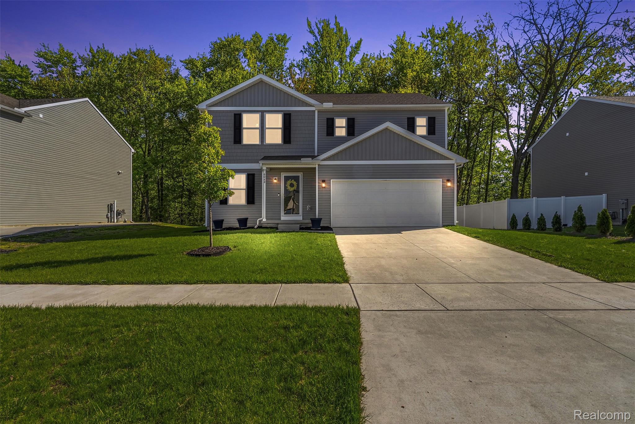 6048, Burton Estates, Burton, Michigan, 48519