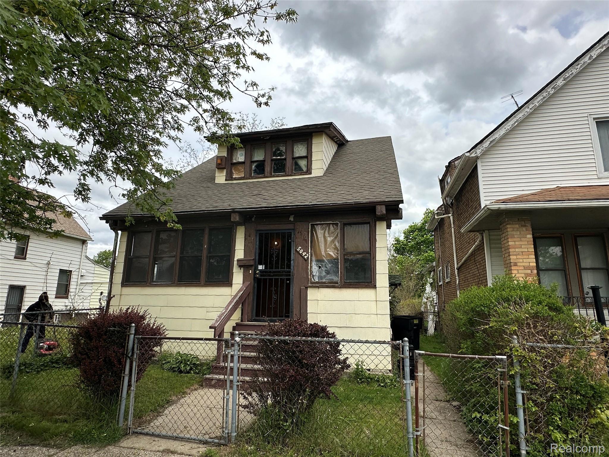 5042, Pennsylvania, Detroit, Michigan, 48213