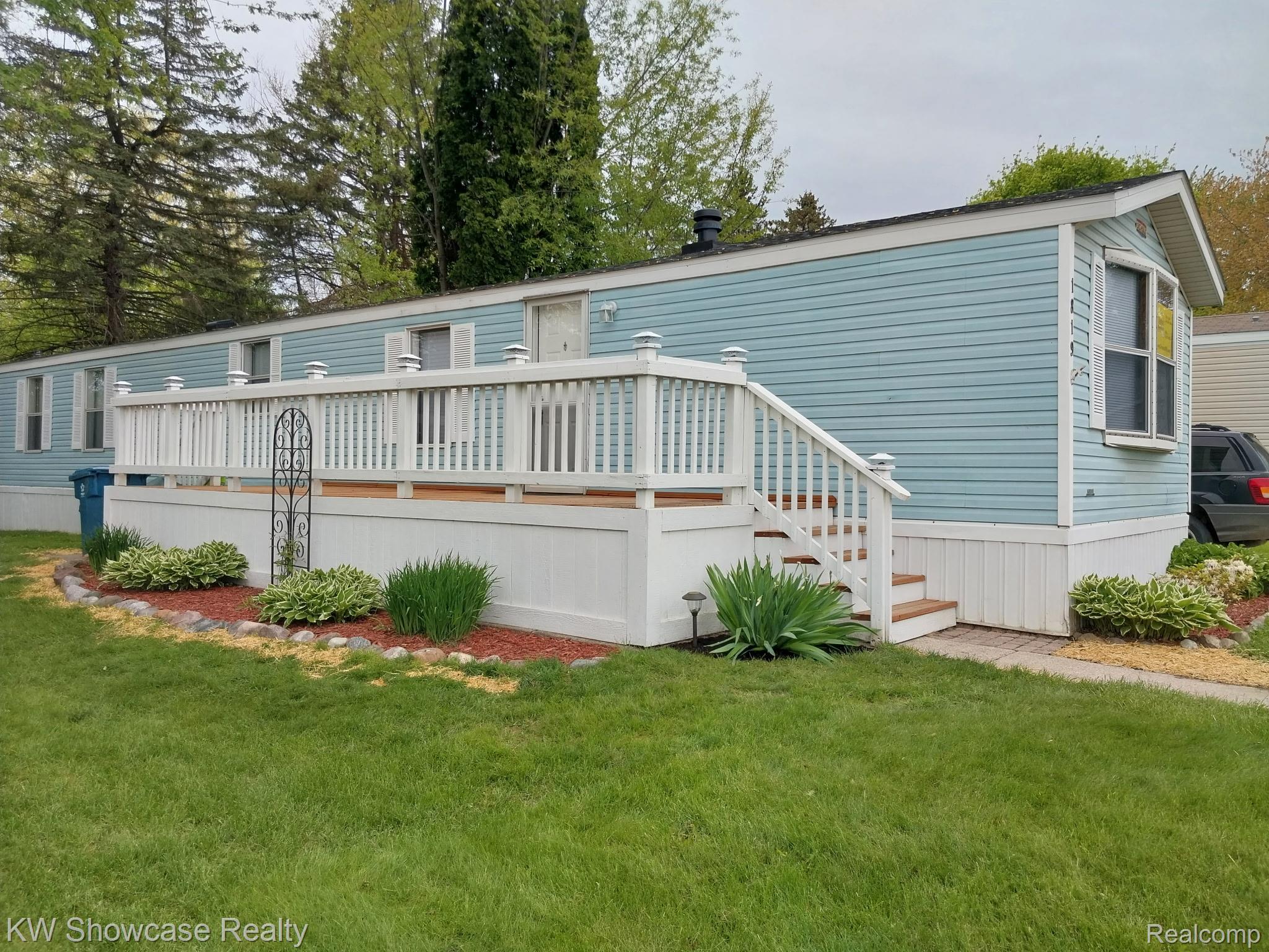1819, Aldrin Court, Milford, Michigan, 48381