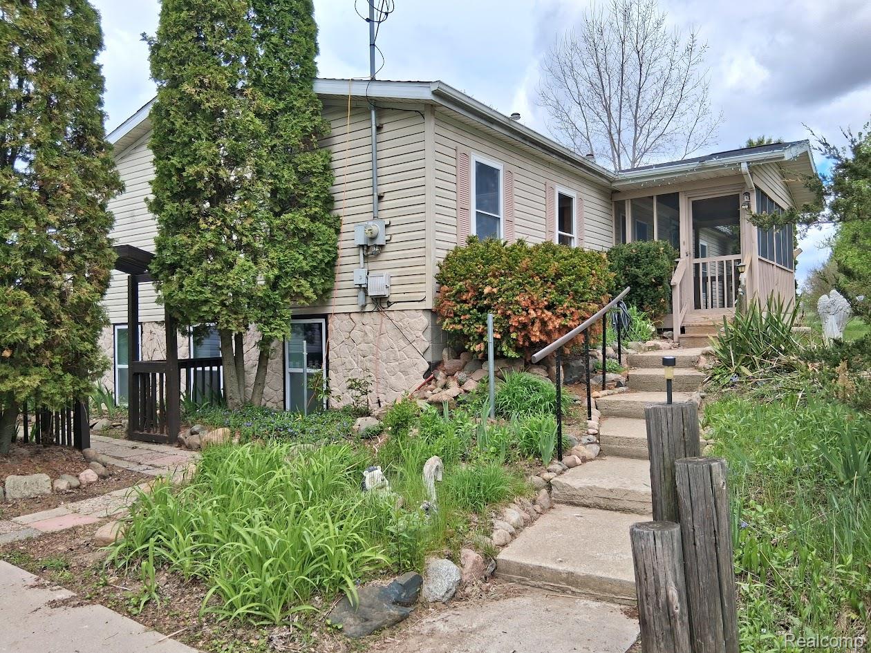 10055, Genesee, NW, Mt. Morris, Michigan, 48458