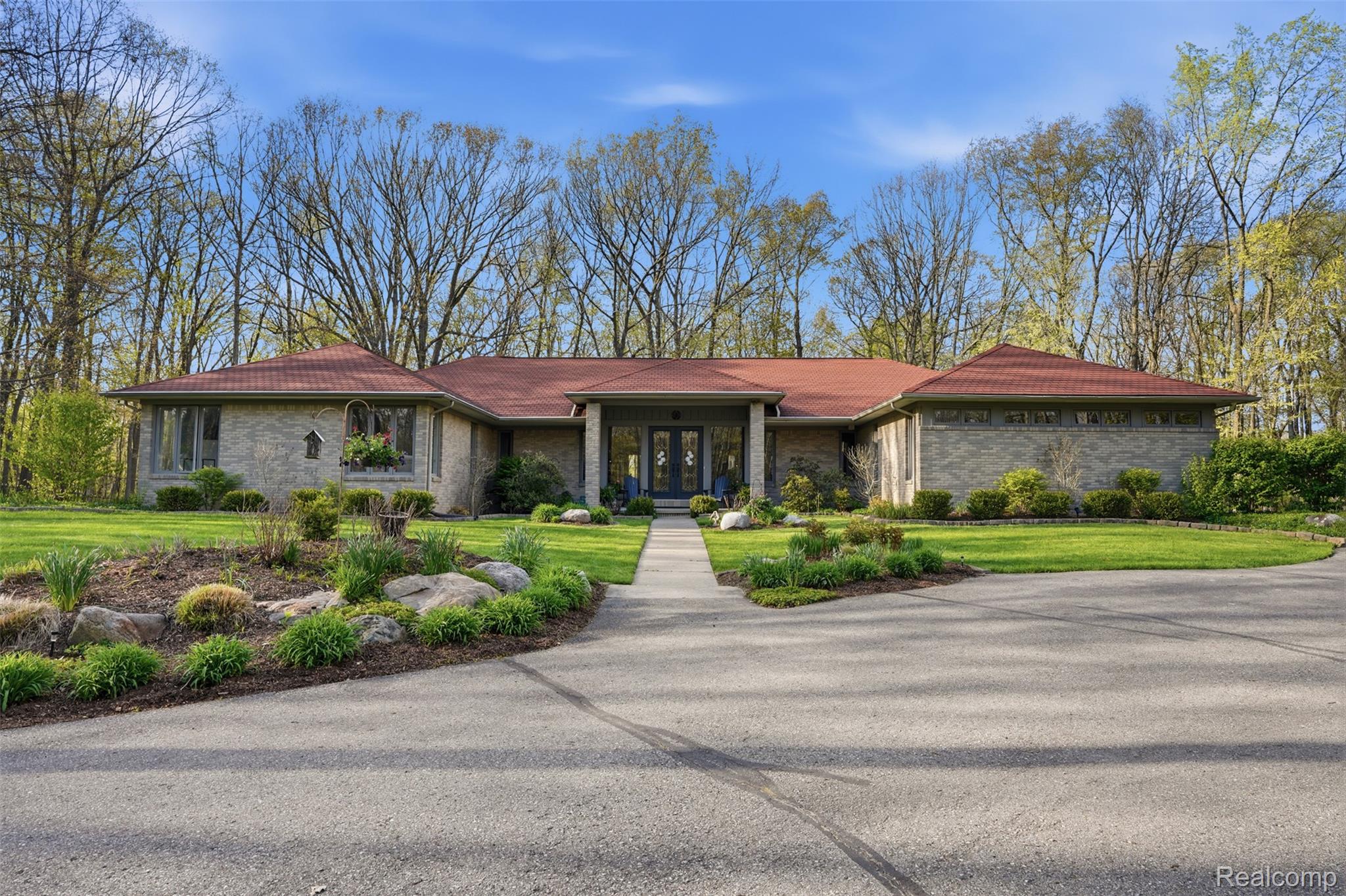 2846, Duana, Milford, Michigan, 48380
