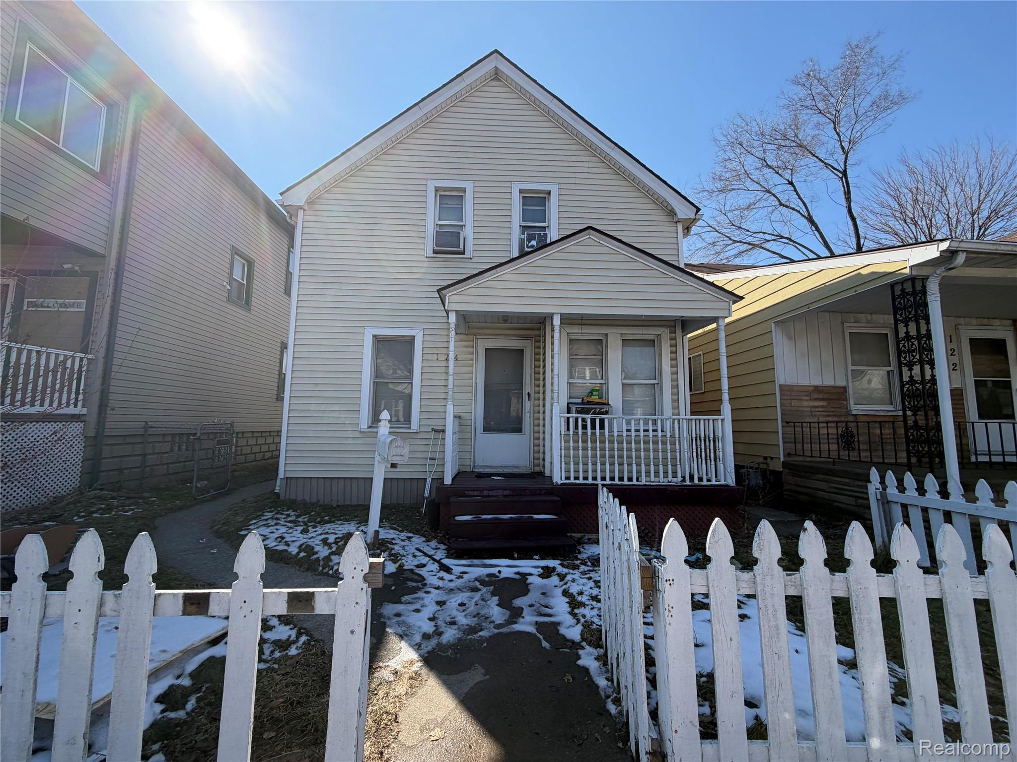 124, Le Roy, River Rouge, Michigan, 48218