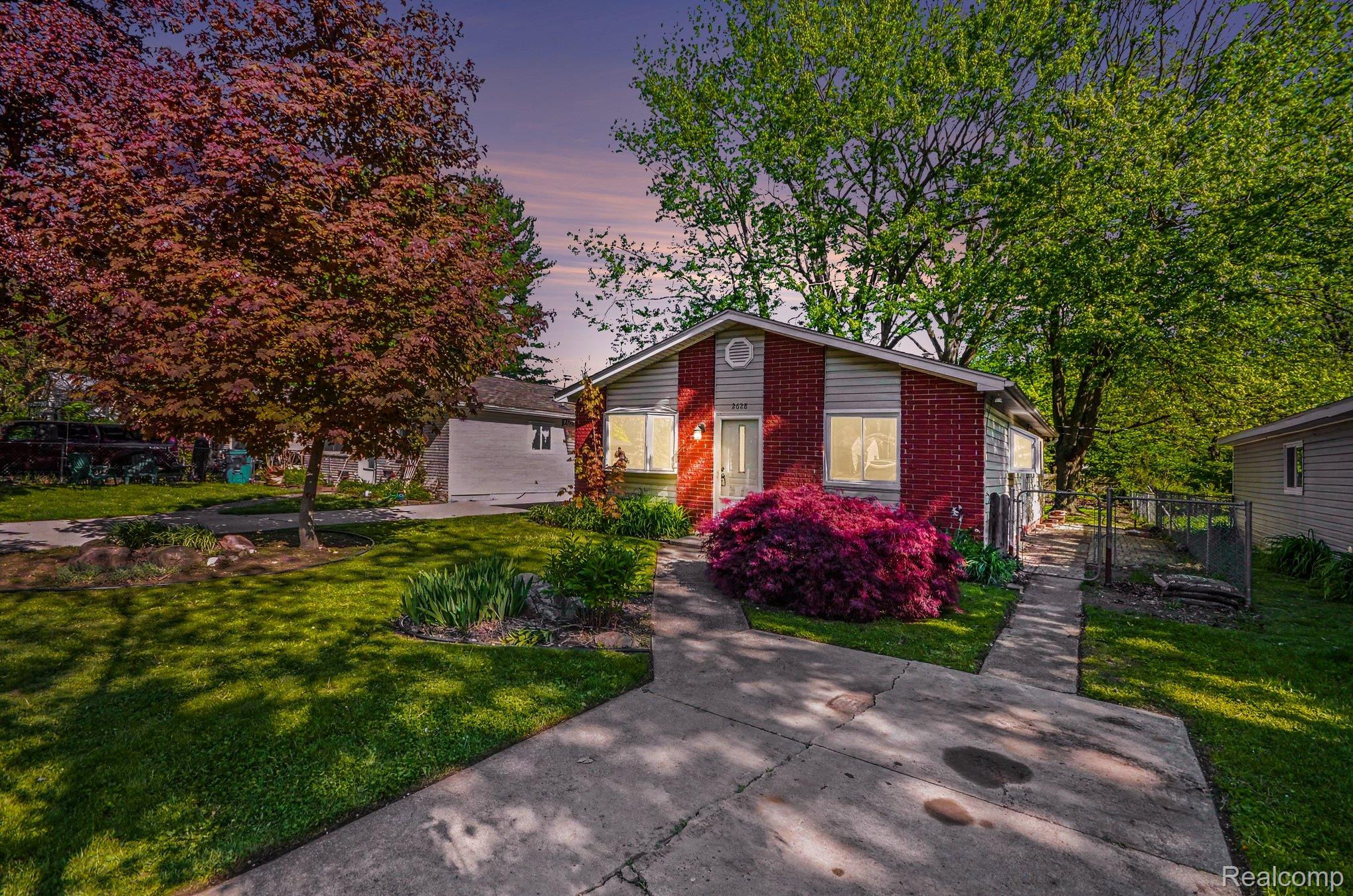 2628, Sinclair, Waterford, Michigan, 48328