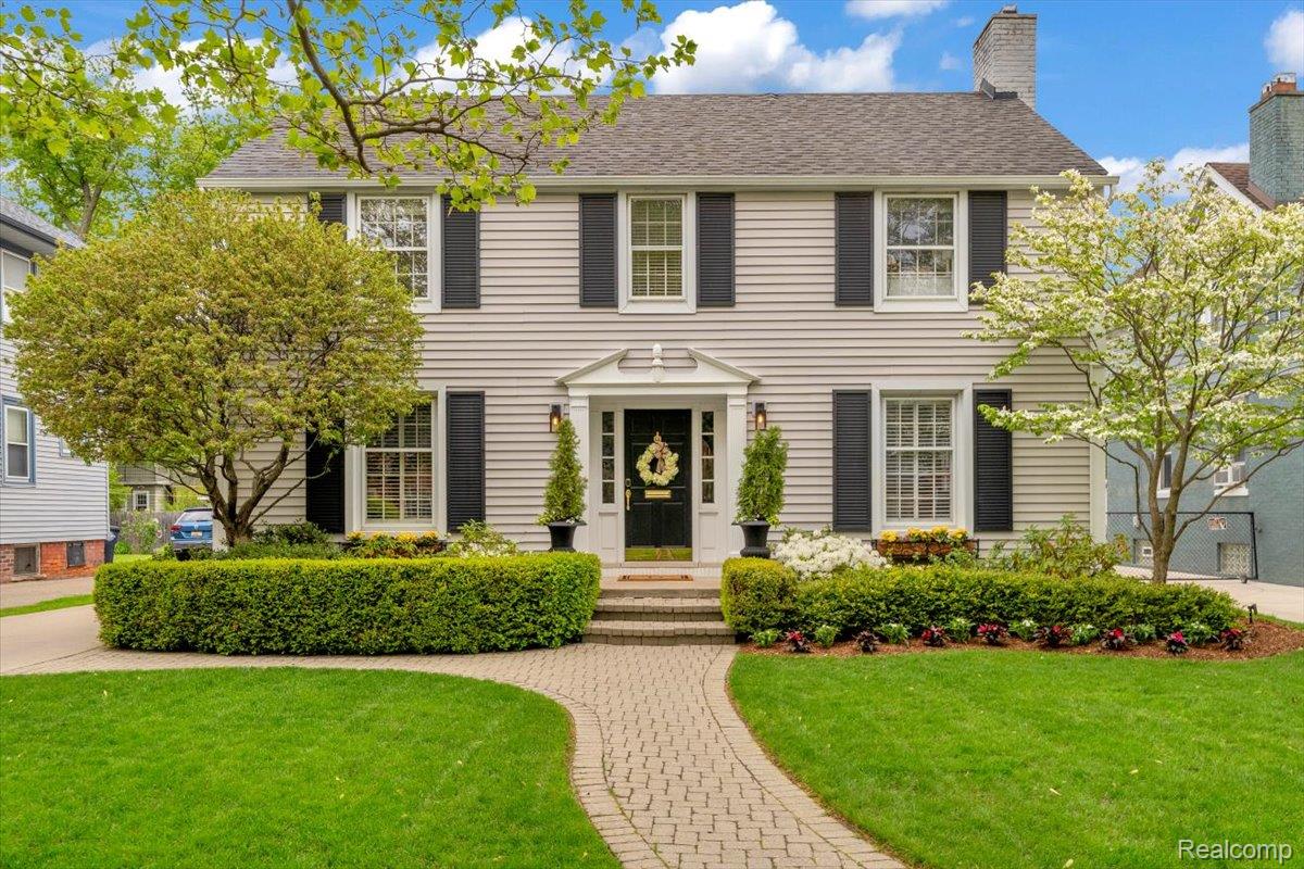 784, University, Grosse Pointe, Michigan, 48230