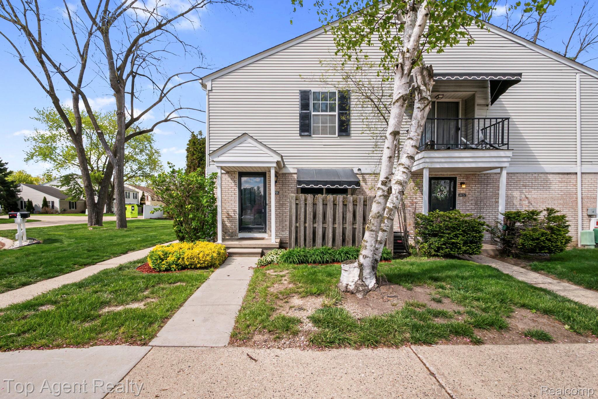 24755, Meadow, Harrison Township, Michigan, 48045