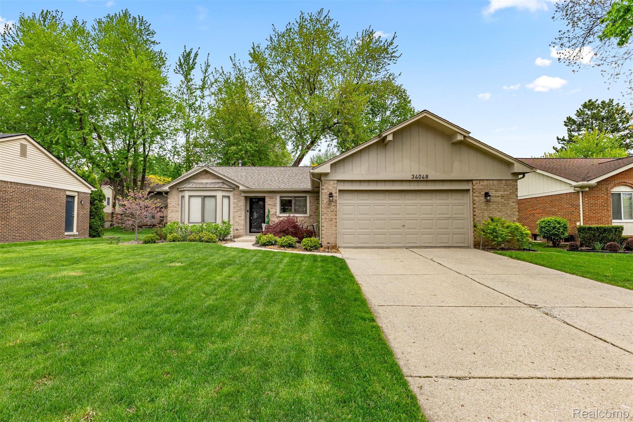 34048, Fonville, Livonia, Michigan, 48152