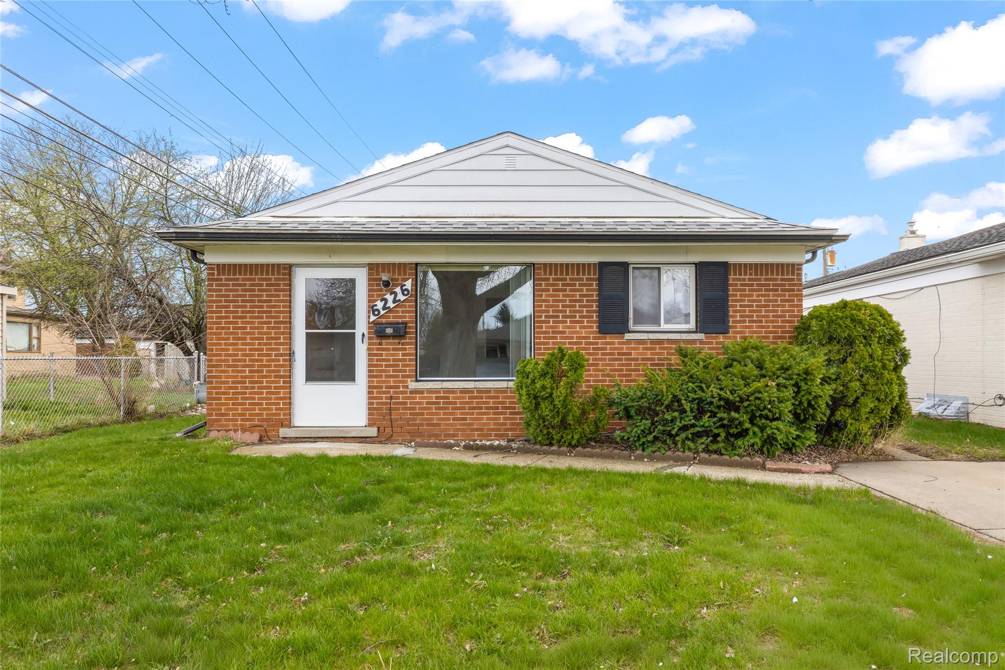 6226, Highview, Dearborn Heights, Michigan, 48127