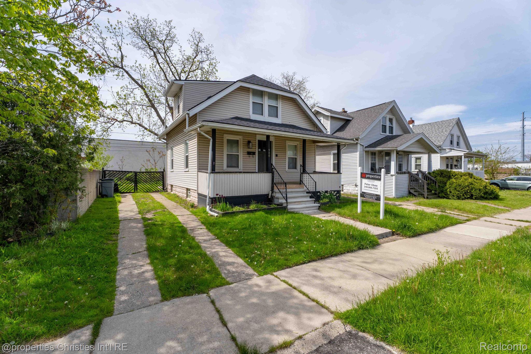988, Troy, Ferndale, Michigan, 48220