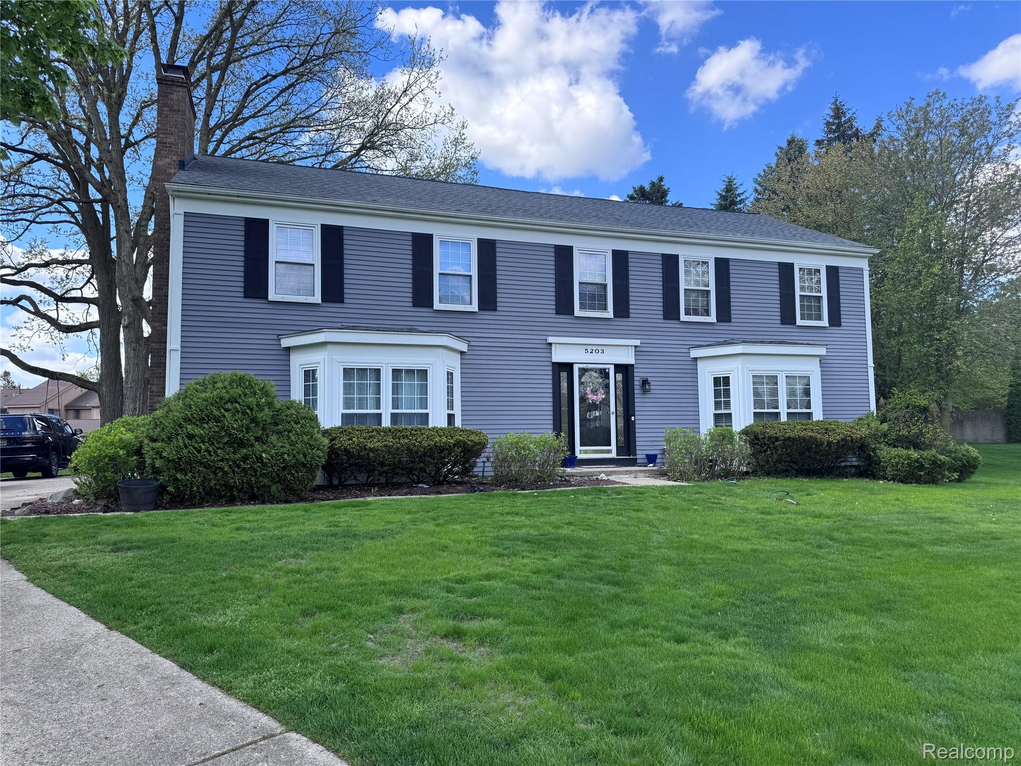 5203, Forestdale, West Bloomfield, Michigan, 48322