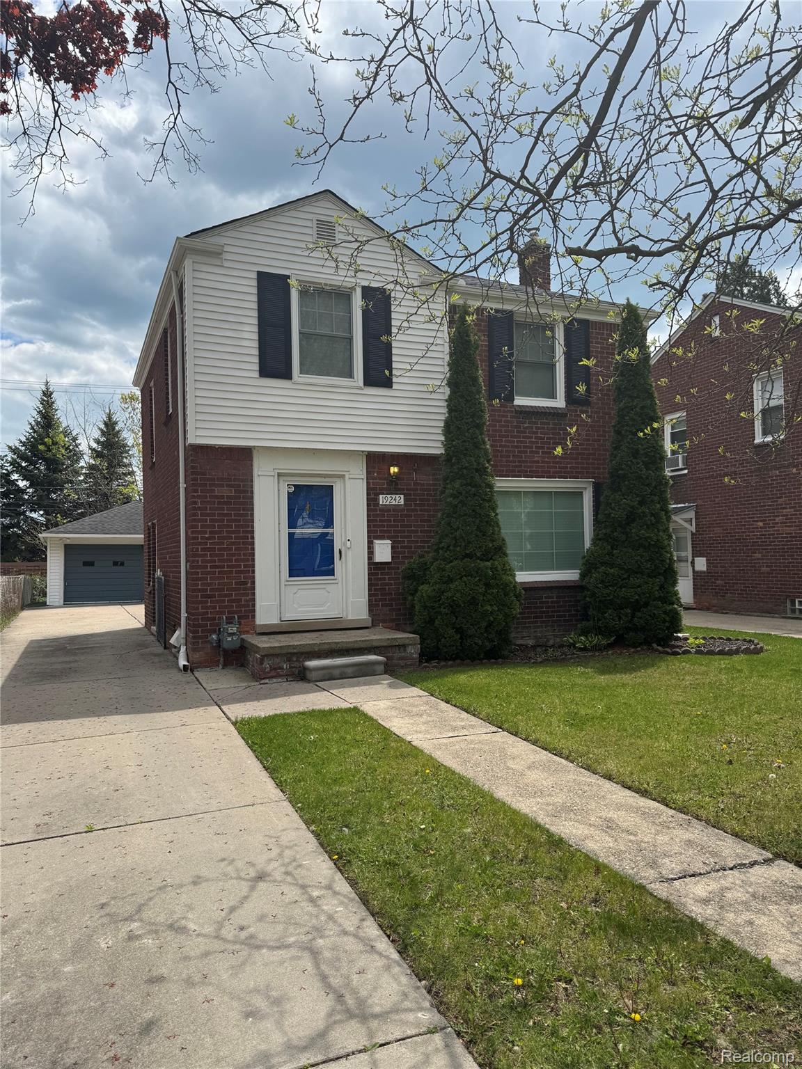 19242, Raymond, Grosse Pointe Woods, Michigan, 48236