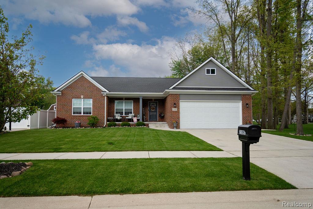 21097, McGuire, Romulus, Michigan, 48174