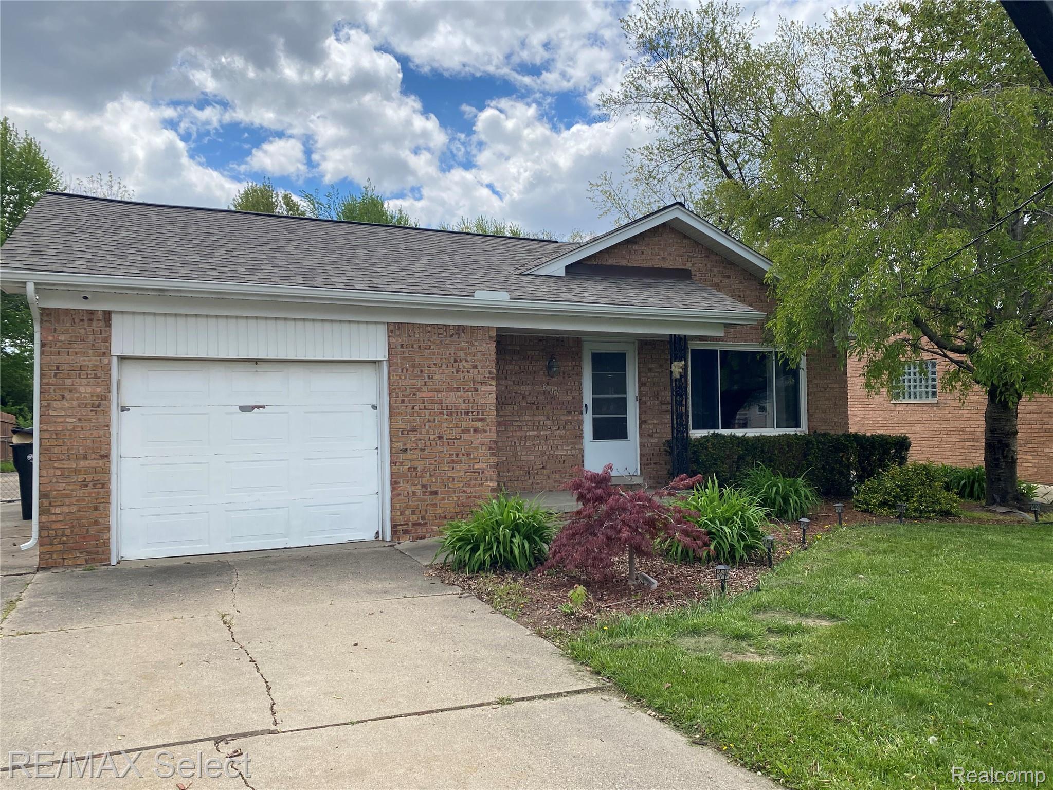 607, Girard, Madison Heights, Michigan, 48071