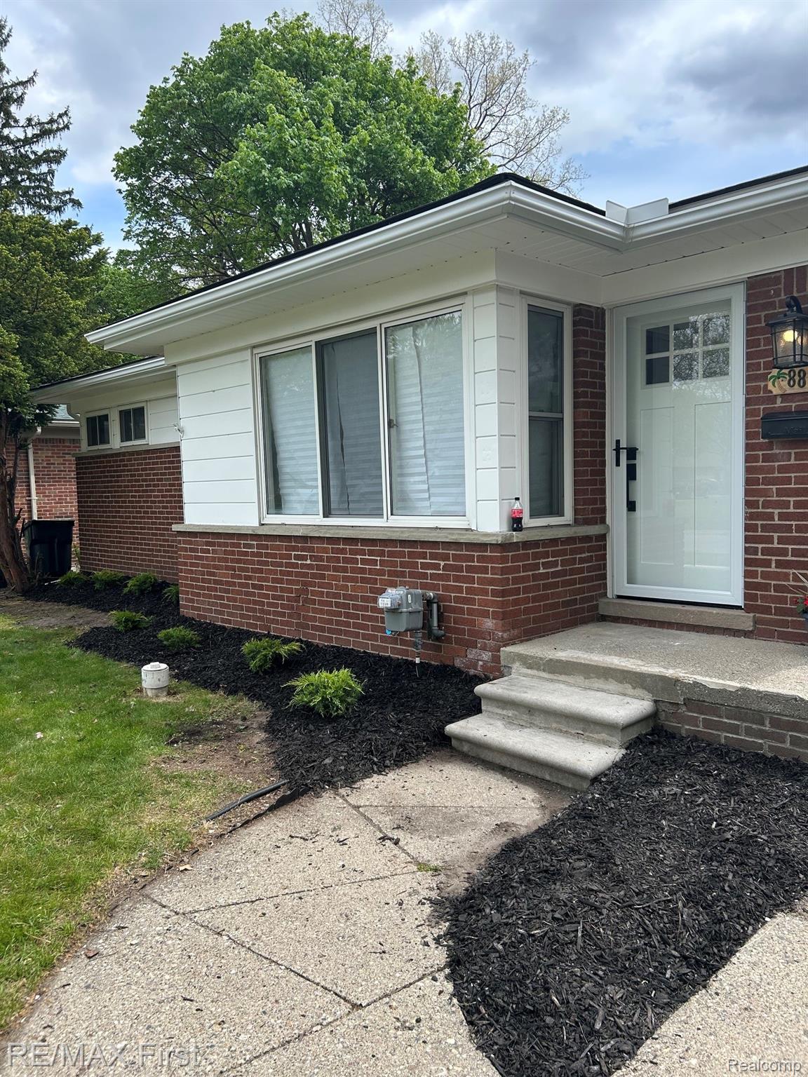 8865, Kenberton, Oak Park, Michigan, 48237