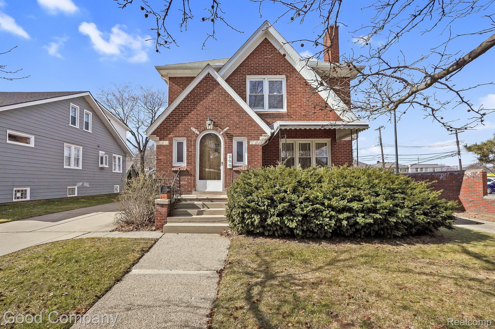 200, PLEASANT, #A, Royal Oak, Michigan, 48067