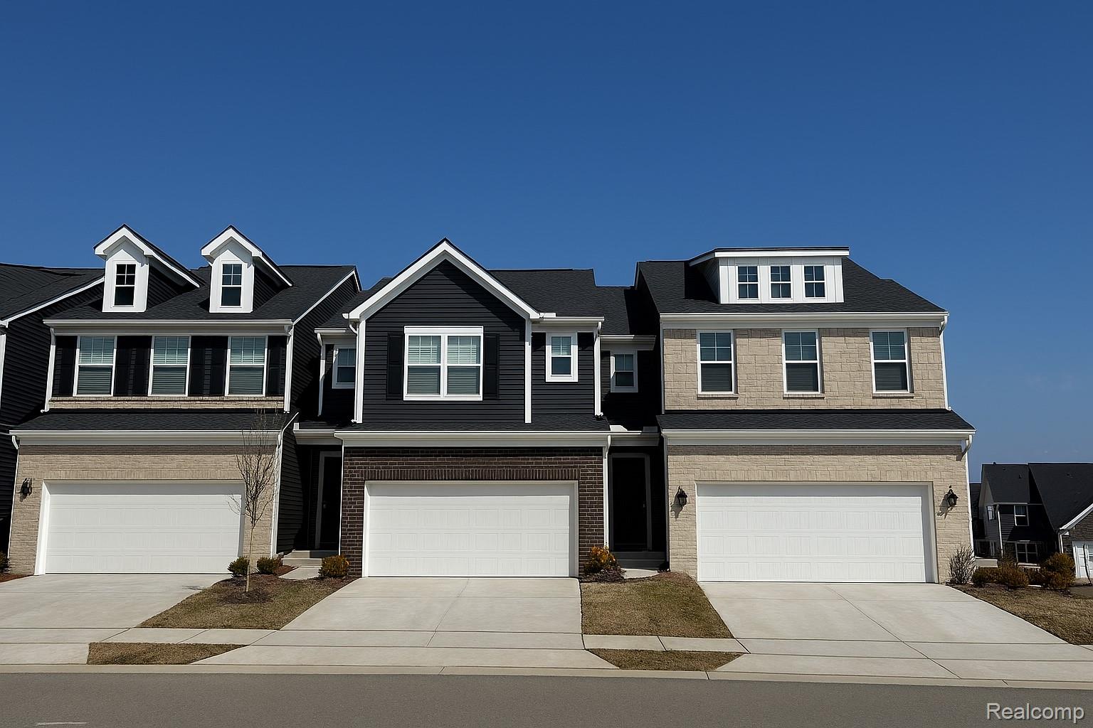 1477, Superior, Milford, Michigan, 48381