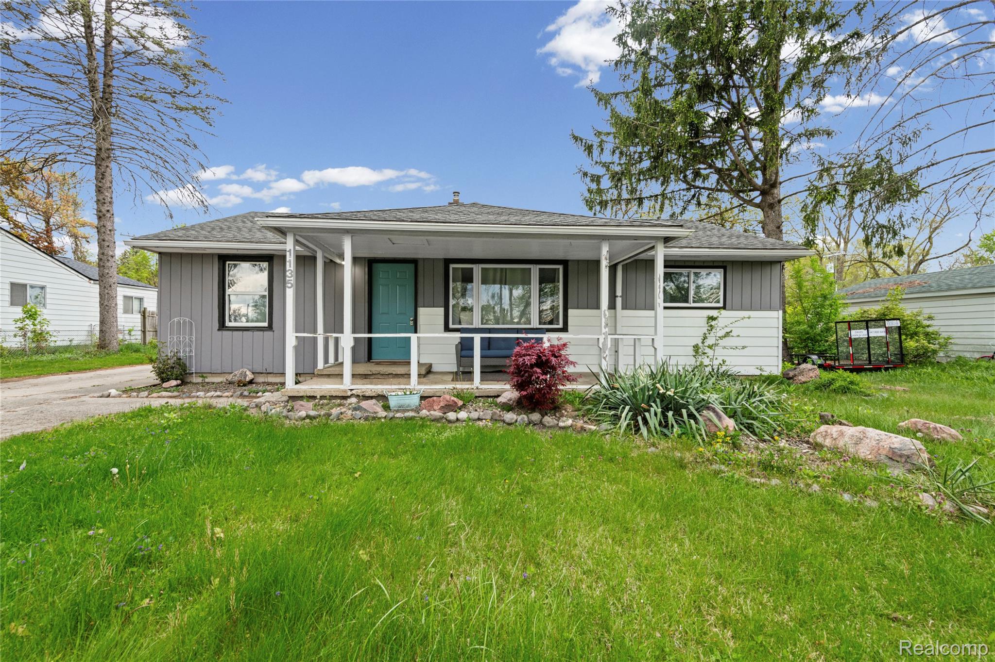 1135, Quinif, Walled Lake, Michigan, 48390