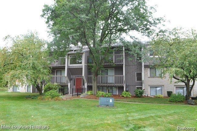 29880, 12 MILE RD, #812, Farmington Hills, Michigan, 48334