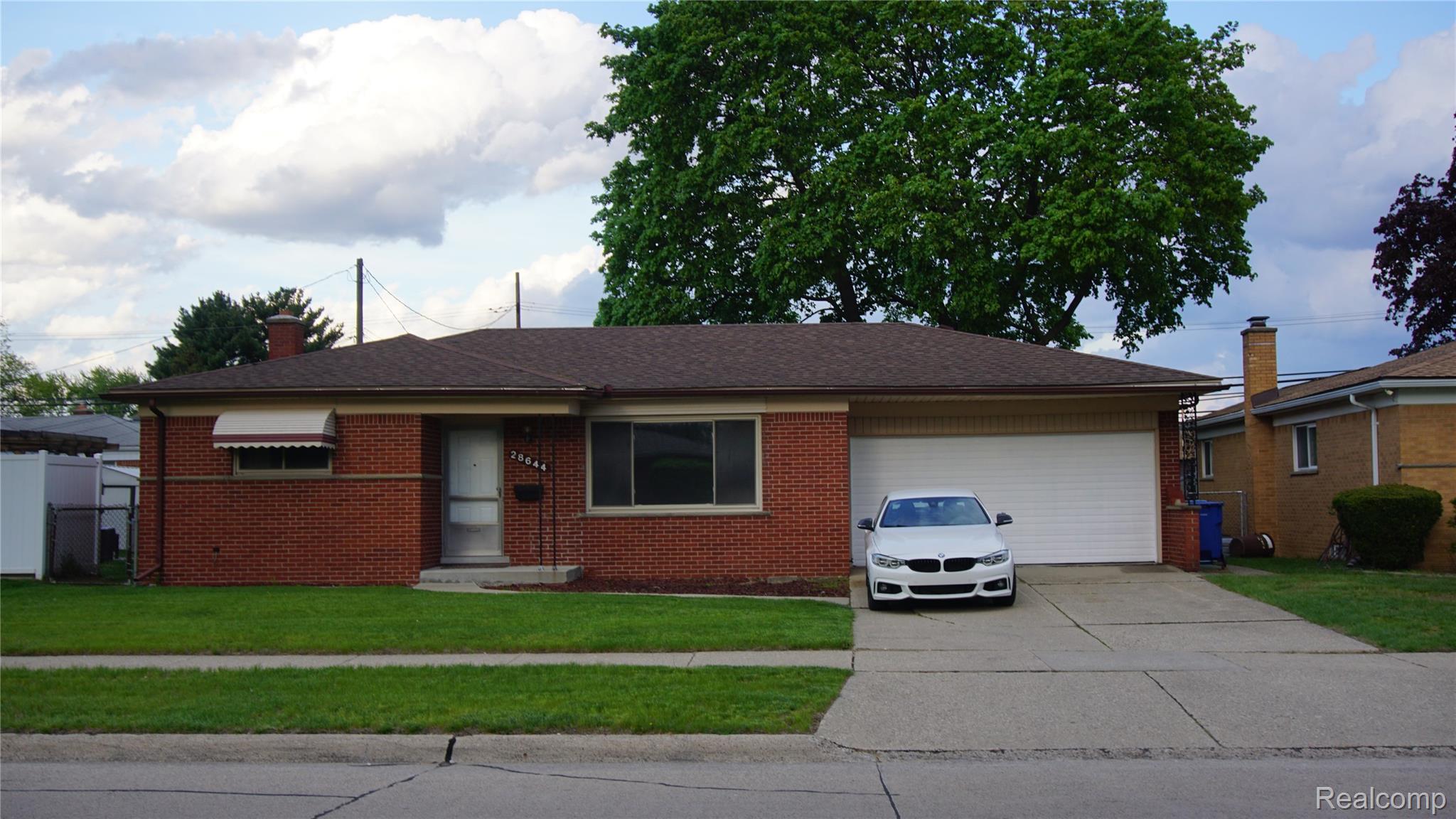 28644, Grobbel, Warren, Michigan, 48092