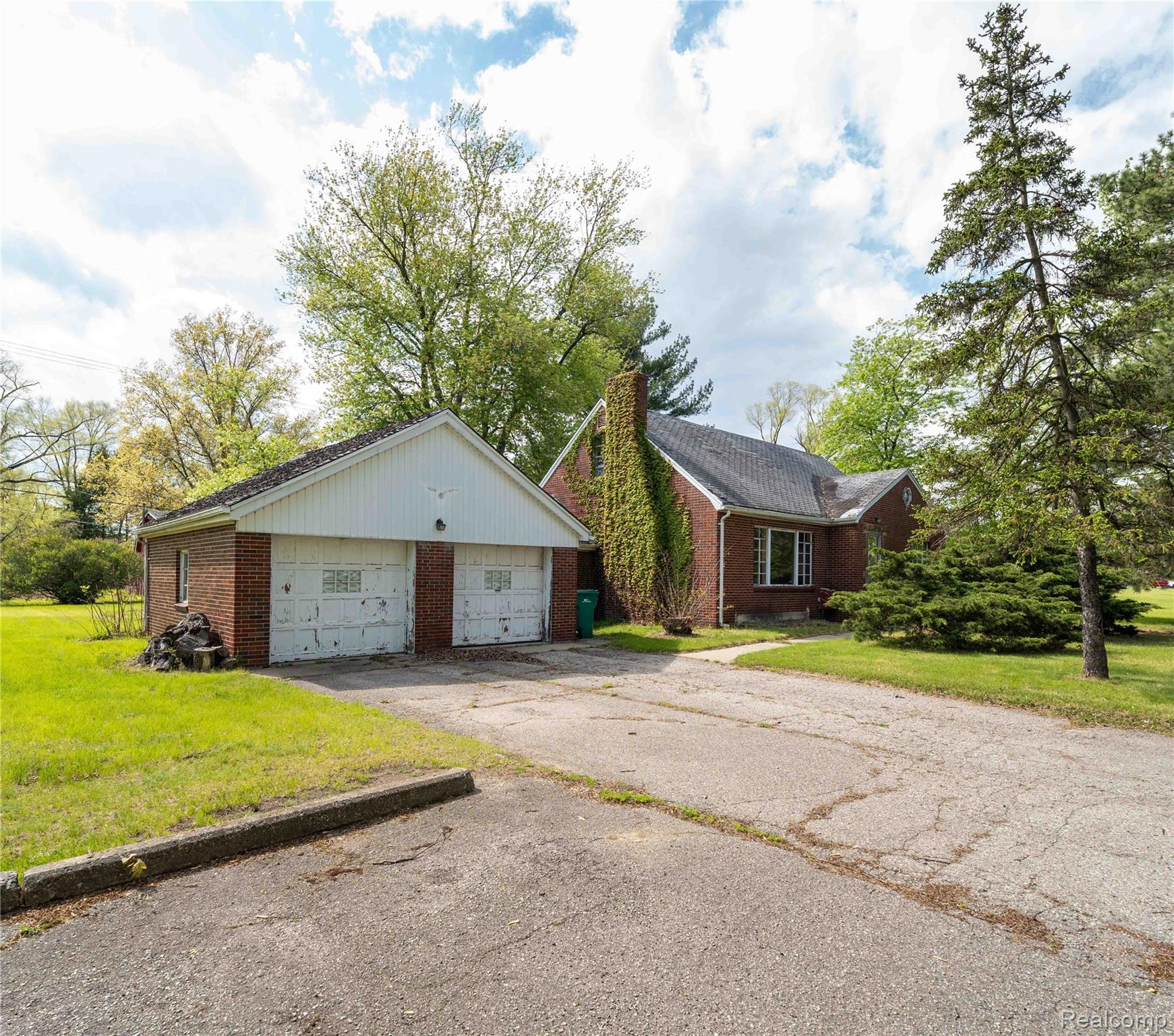 9282, Wayne, Romulus, Michigan, 48174