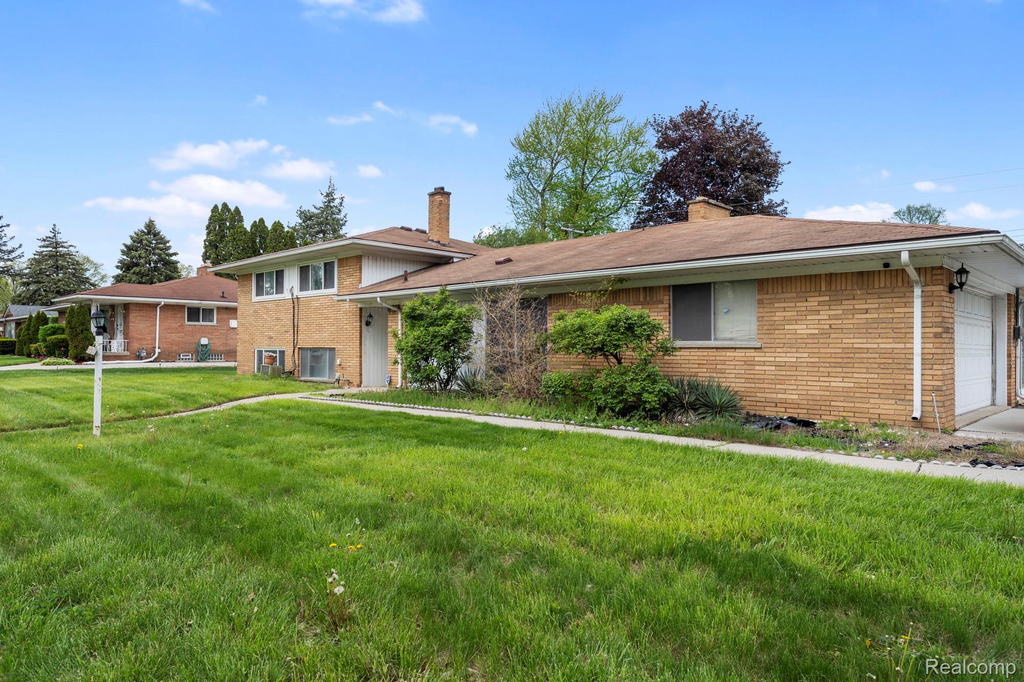 23410, Joy, Redford, Michigan, 48239