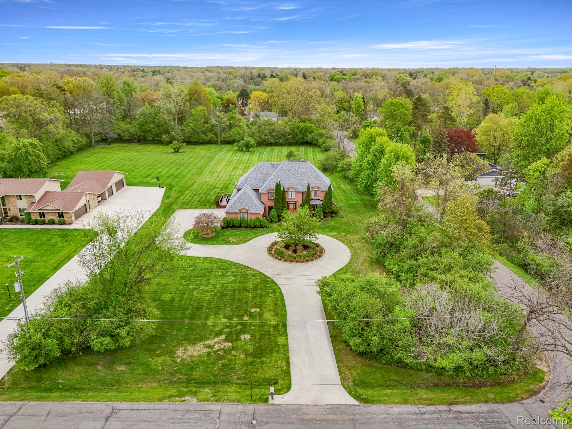 30060, Bristol, Bingham Farms, Michigan, 48025