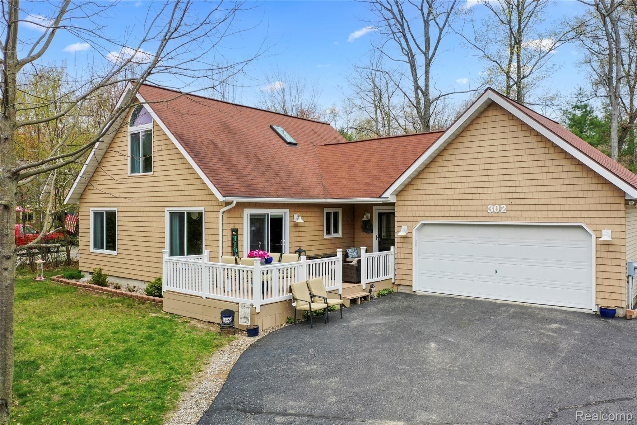 302, Robin Hood, Roscommon, Michigan, 48653