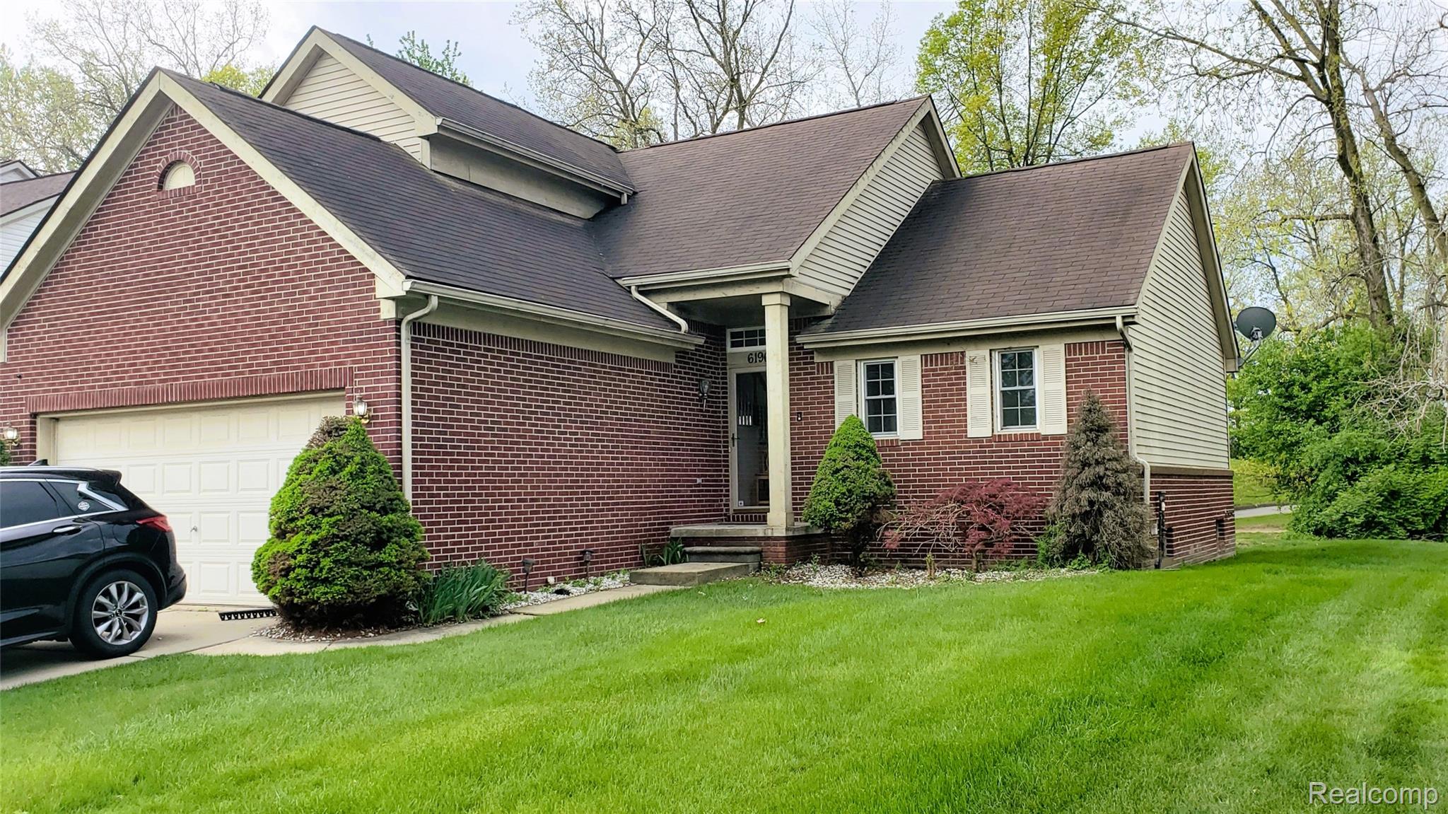6196, Crystal Lake, Romulus, Michigan, 48174