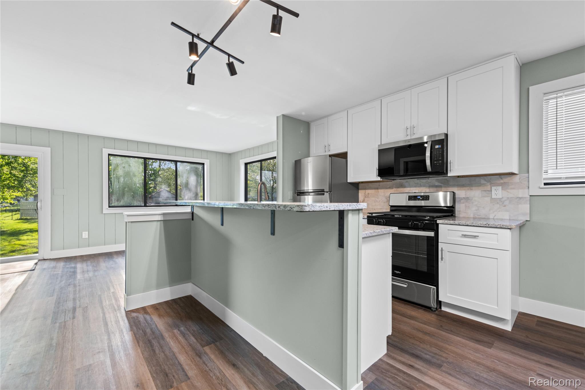 29131, Coolidge, Roseville, Michigan, 48066