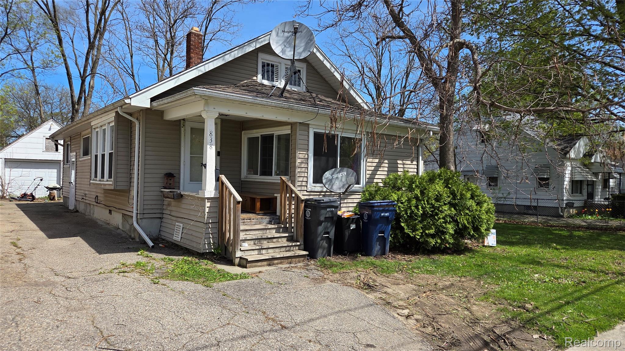 838, Clinton, Flint, Michigan, 48507
