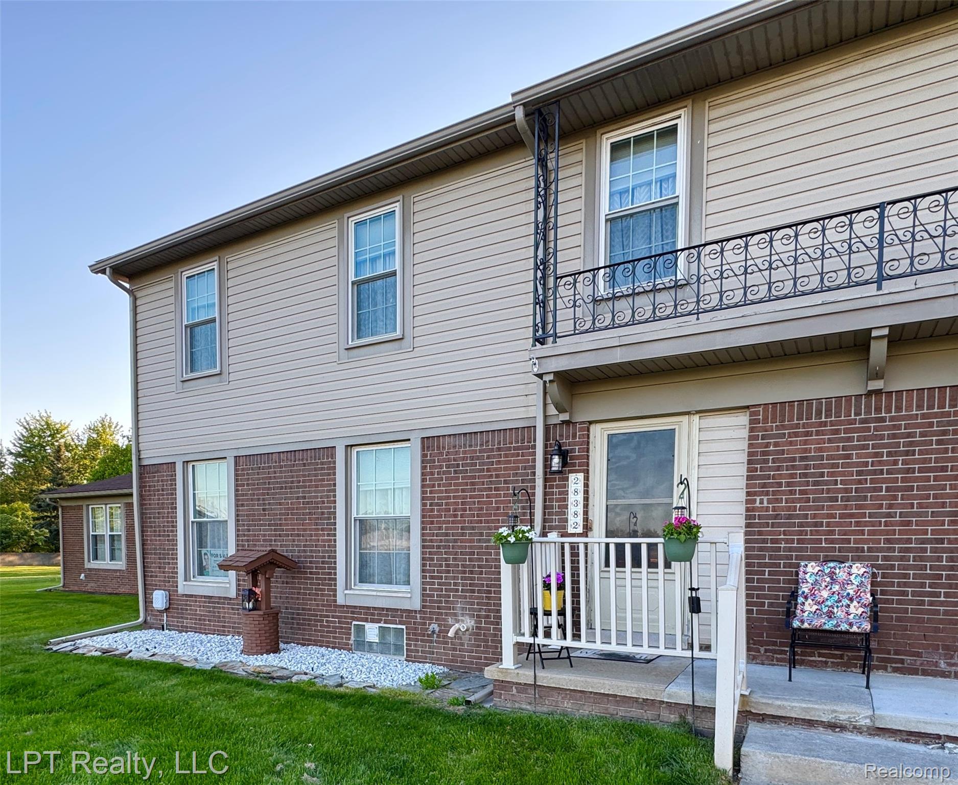 28382, Brookfield, Brownstown, Michigan, 48183