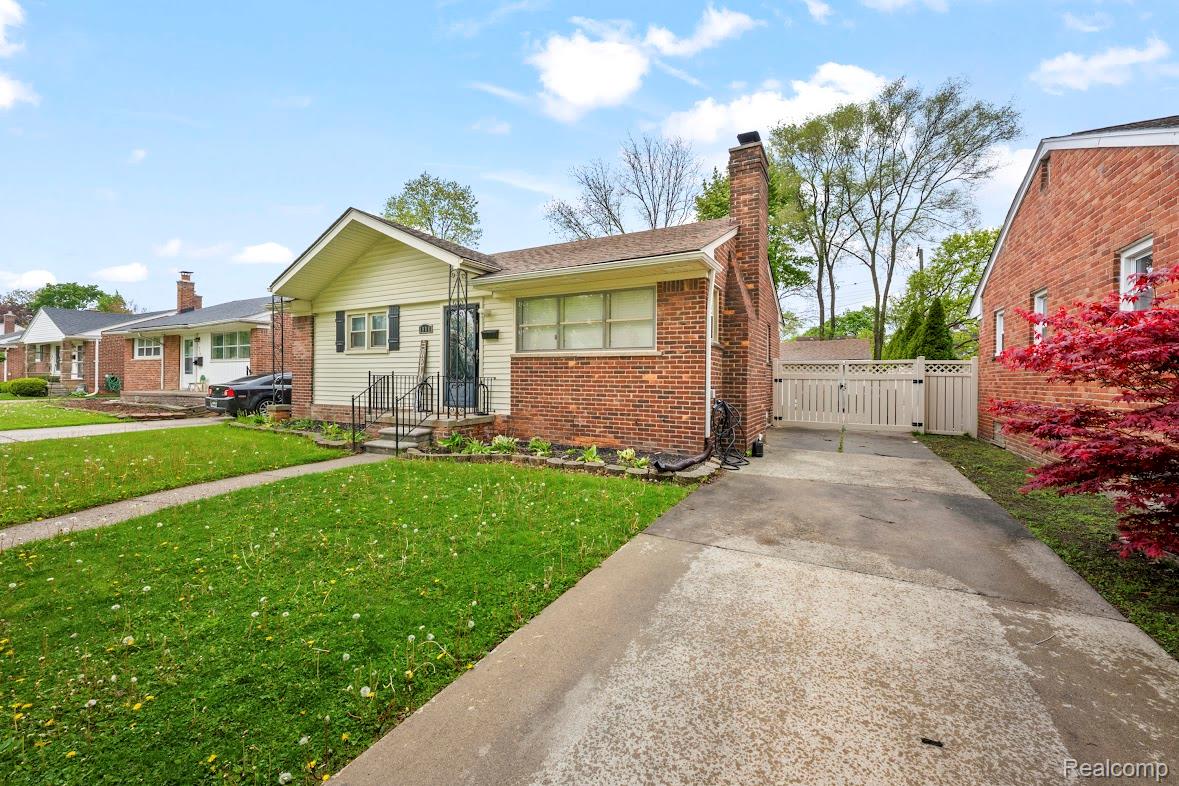 1906, Carlysle, Dearborn, Michigan, 48124
