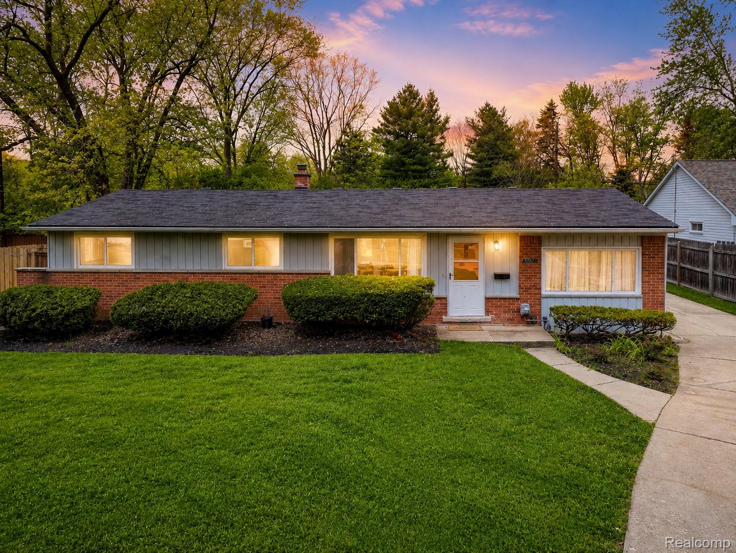 30815, Everett, Southfield, Michigan, 48076