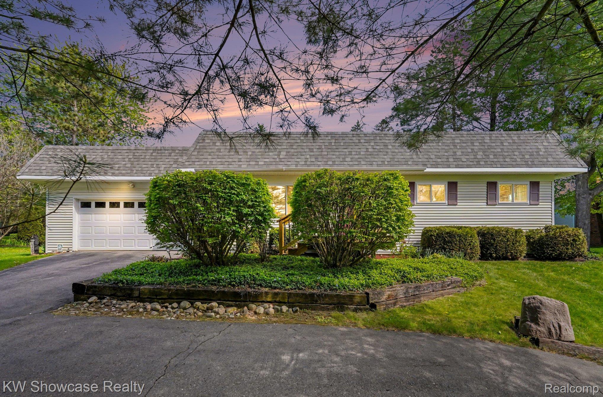 4200, Woodcock, Highland, Michigan, 48357