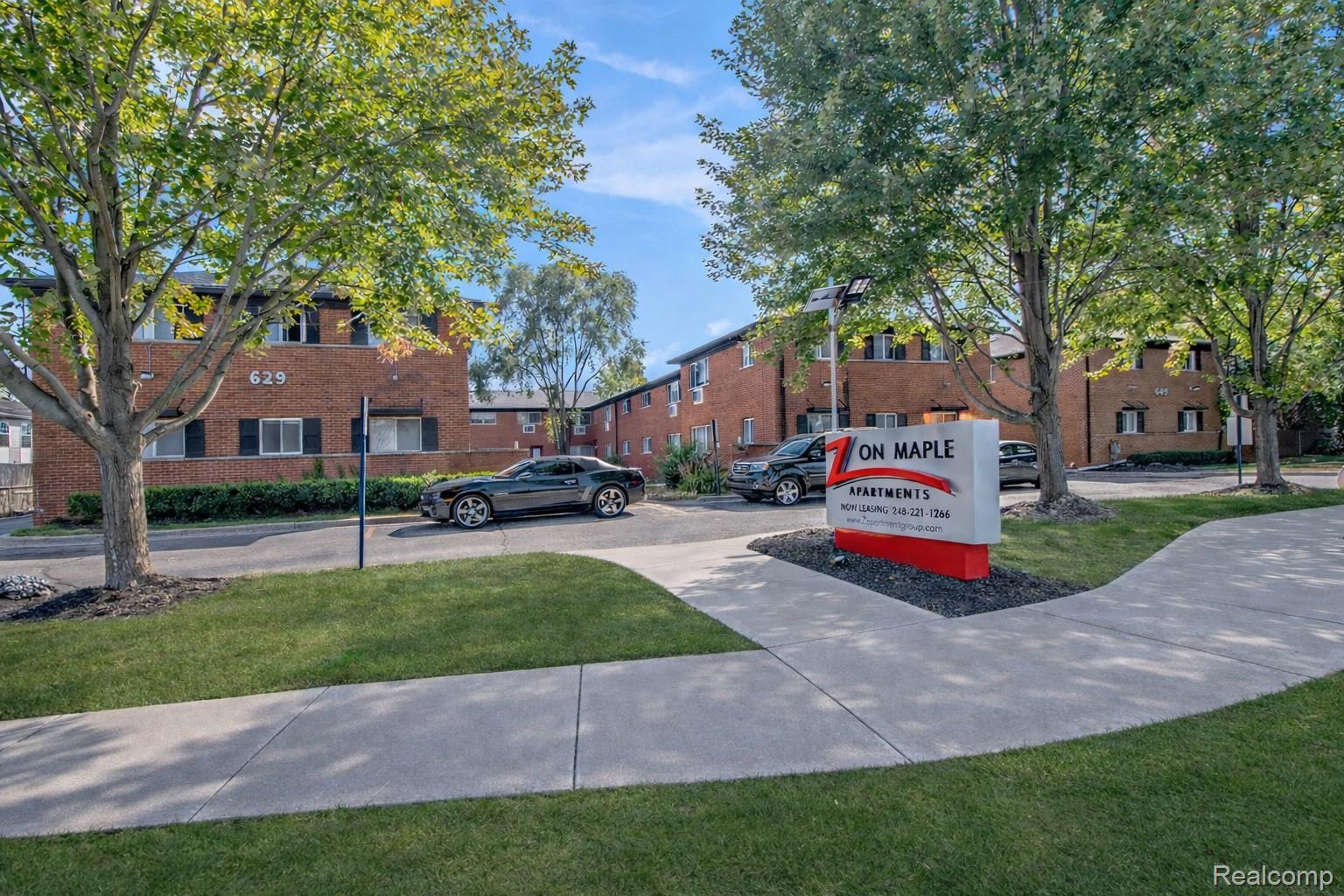 629, Maple Rd, #10, Clawson, Michigan, 48017