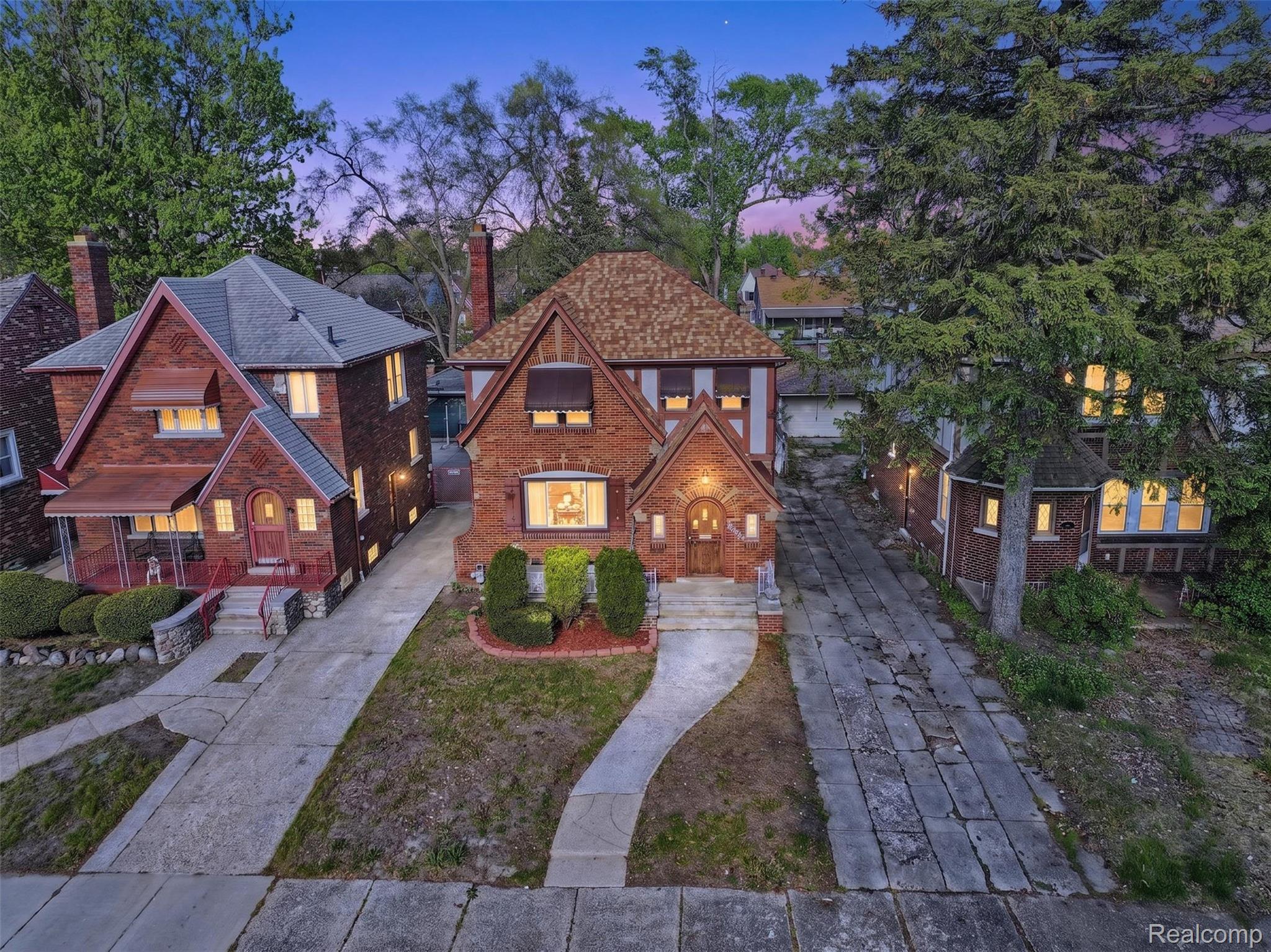19174, Woodingham, Detroit, Michigan, 48221