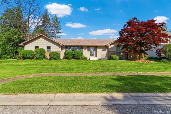 14545, Blue Heron, Fenton, Michigan, 48430