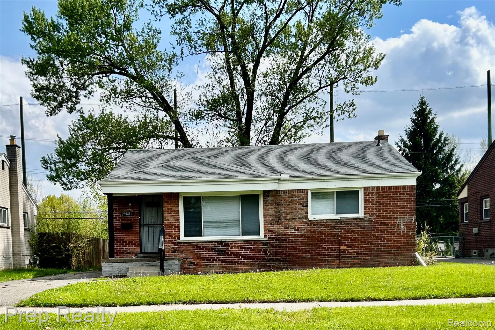 29881, Brooklane, Inkster, Michigan, 48141