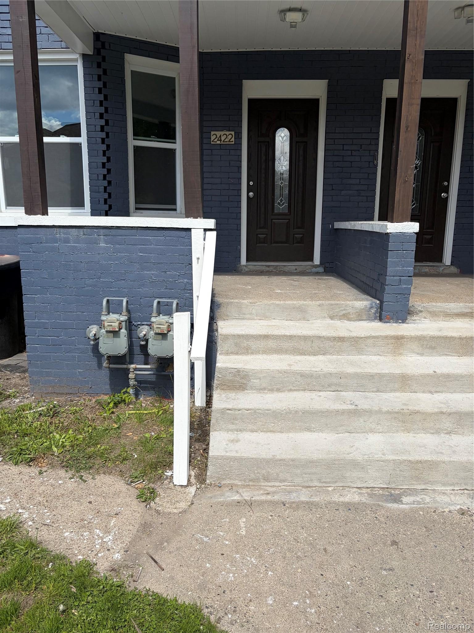 2420, Field, Detroit, Michigan, 48214